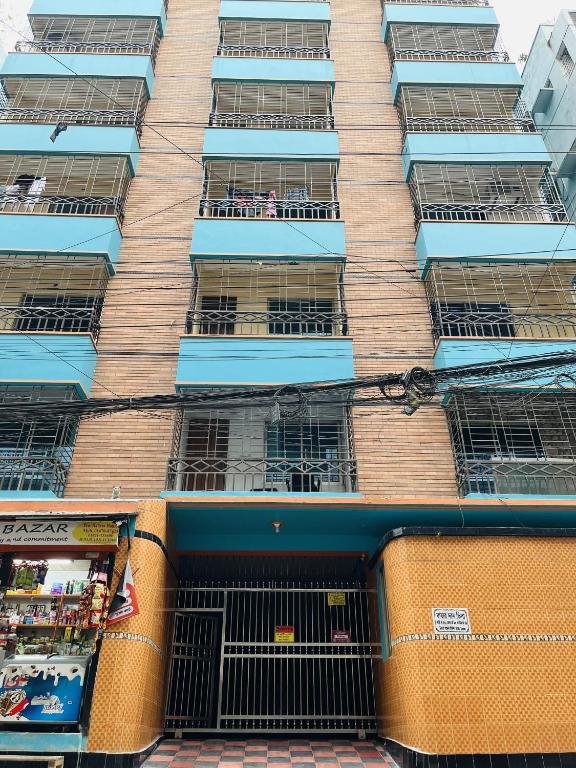 Tourist Home Hotel Entrance