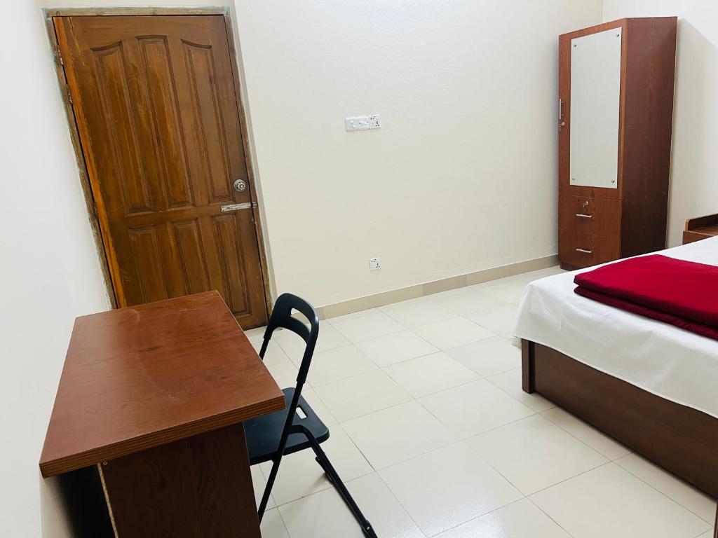 Economy Double Room — photo 4